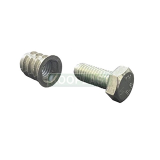 Závrtná matice M8 x 15